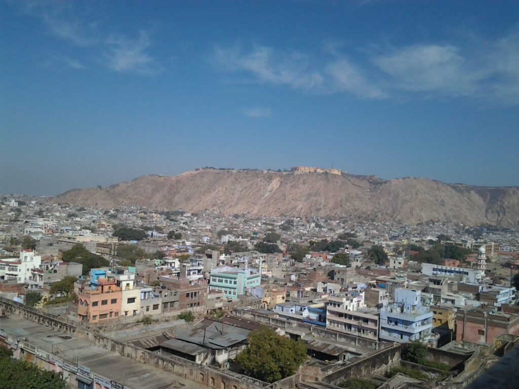 A view of the Jaipur area skyline from Isarlat Sargasooli, a minaret tower