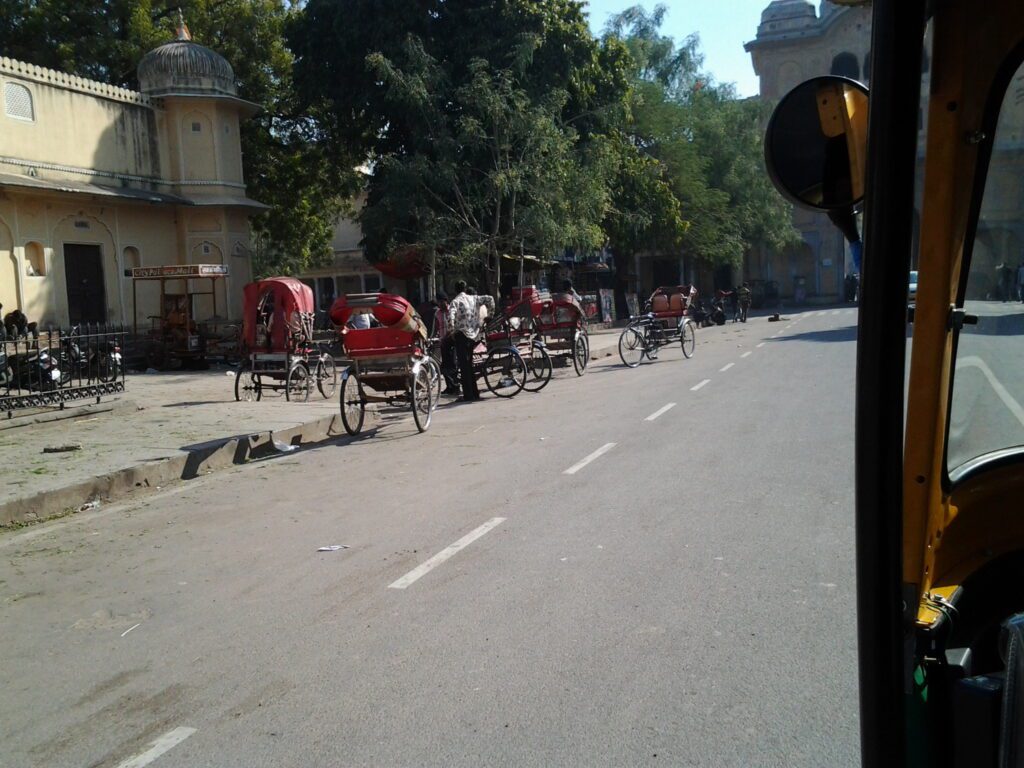 A view of cycle rickshaws in Jaipur