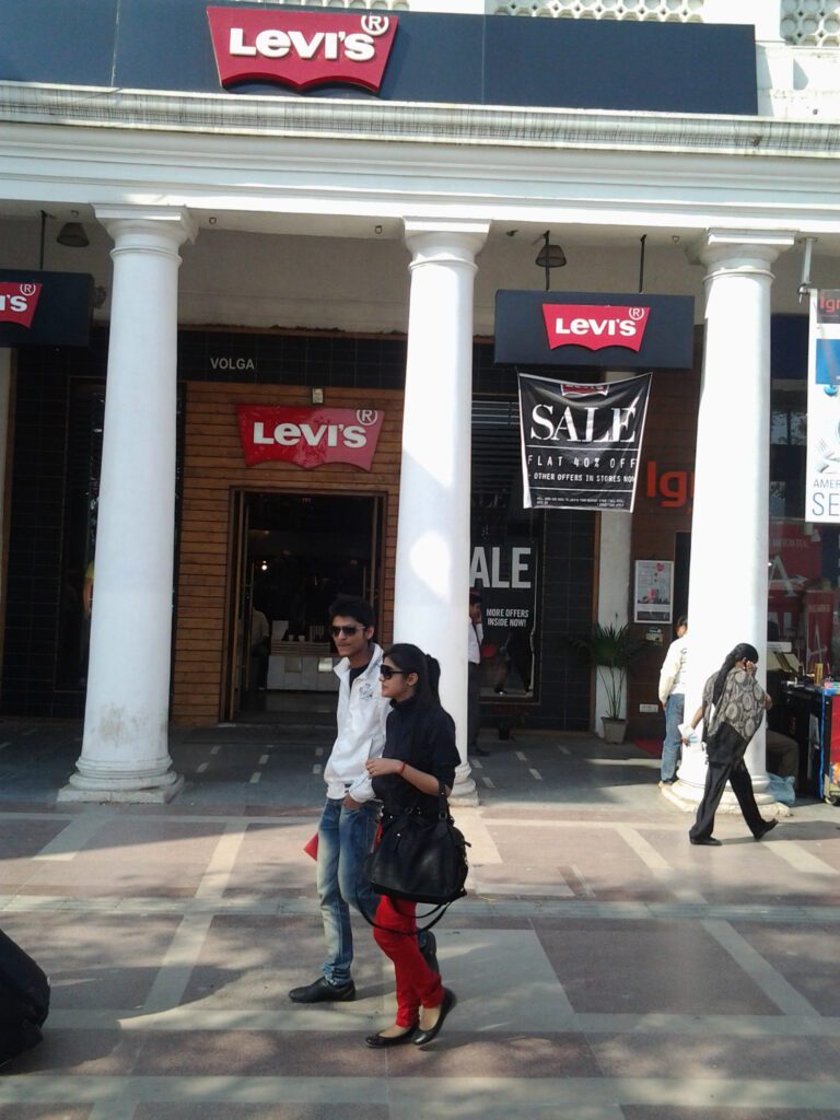 A view at Connaught Place (Rajiv Chowk)