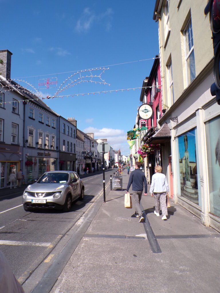 A scene in Tralee (Trá Lí)