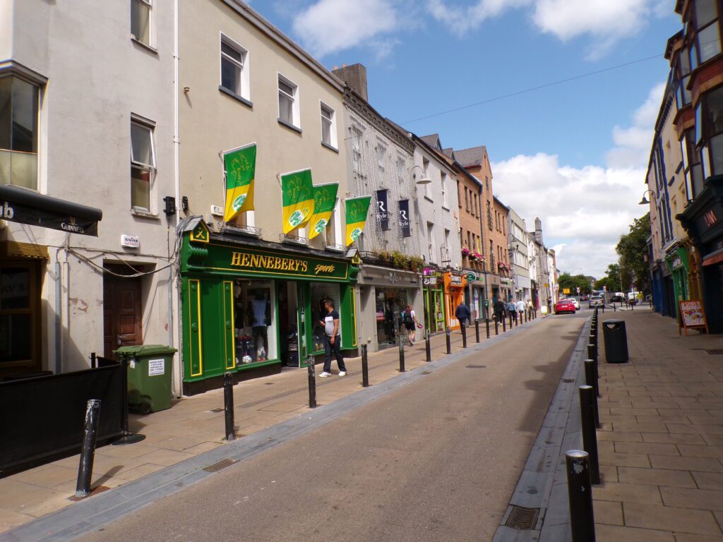 A scene in Tralee (Trá Lí), County Kerry (Contae Chiarraí) Ireland (Éire)