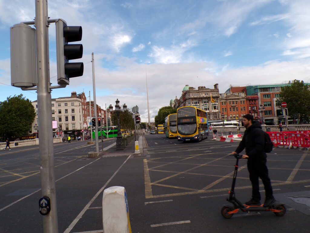 A scene in Dublin near O'Connell Bridge