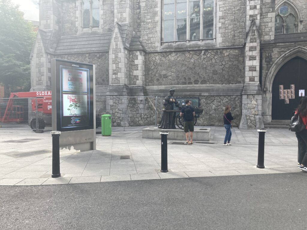 A view of the Molly Malone statue in Dublin, Ireland